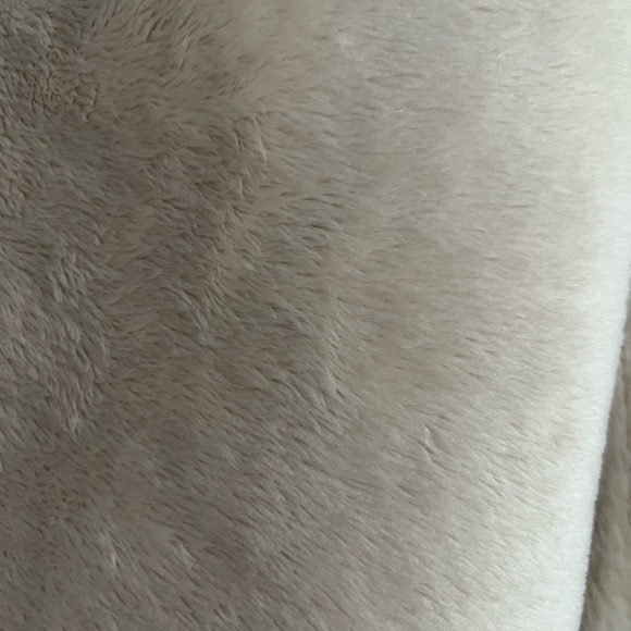 Anthropologie Amadi Ultrasuede grey fur lined coat cap - Picture 5 of 5